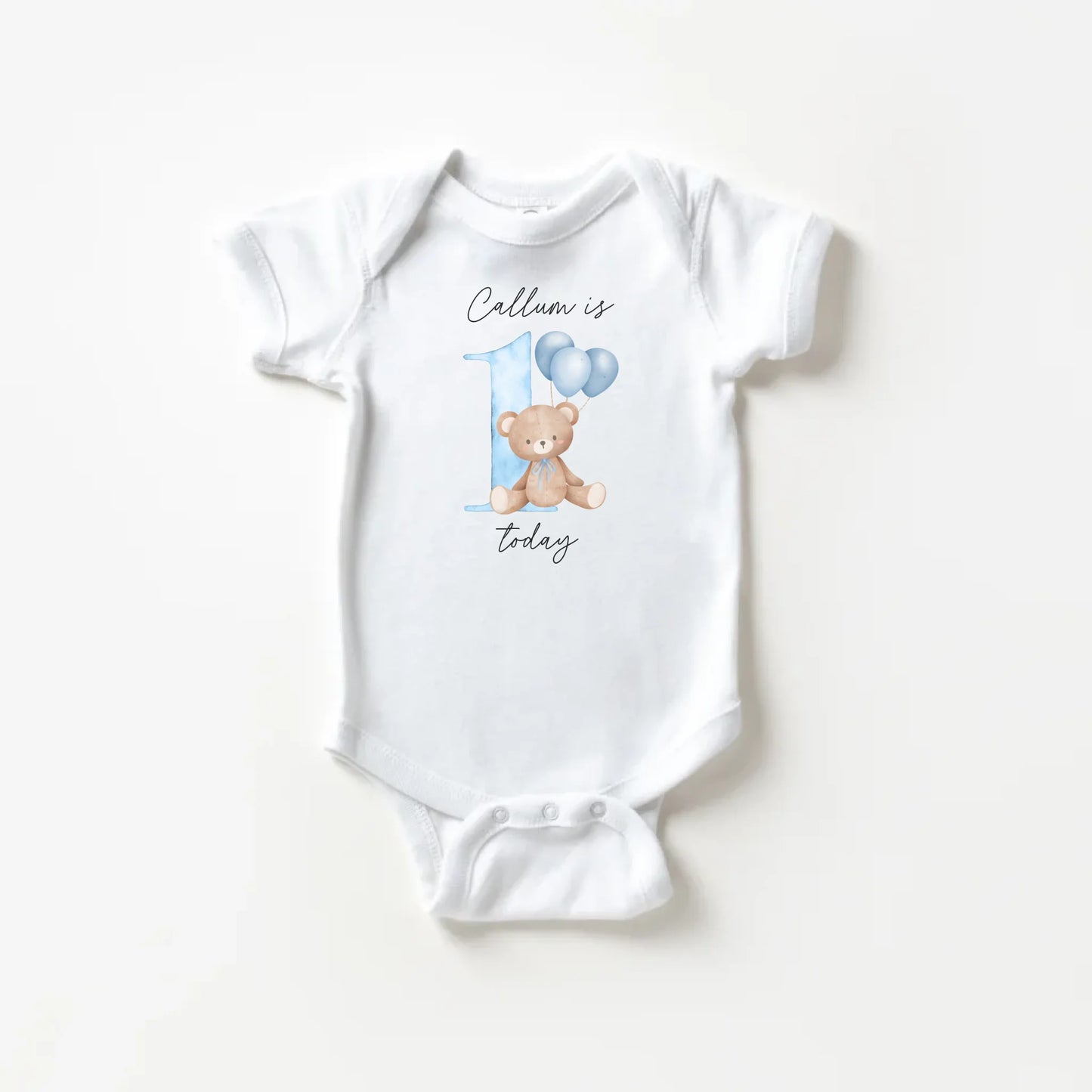 MockupHub-4400-White