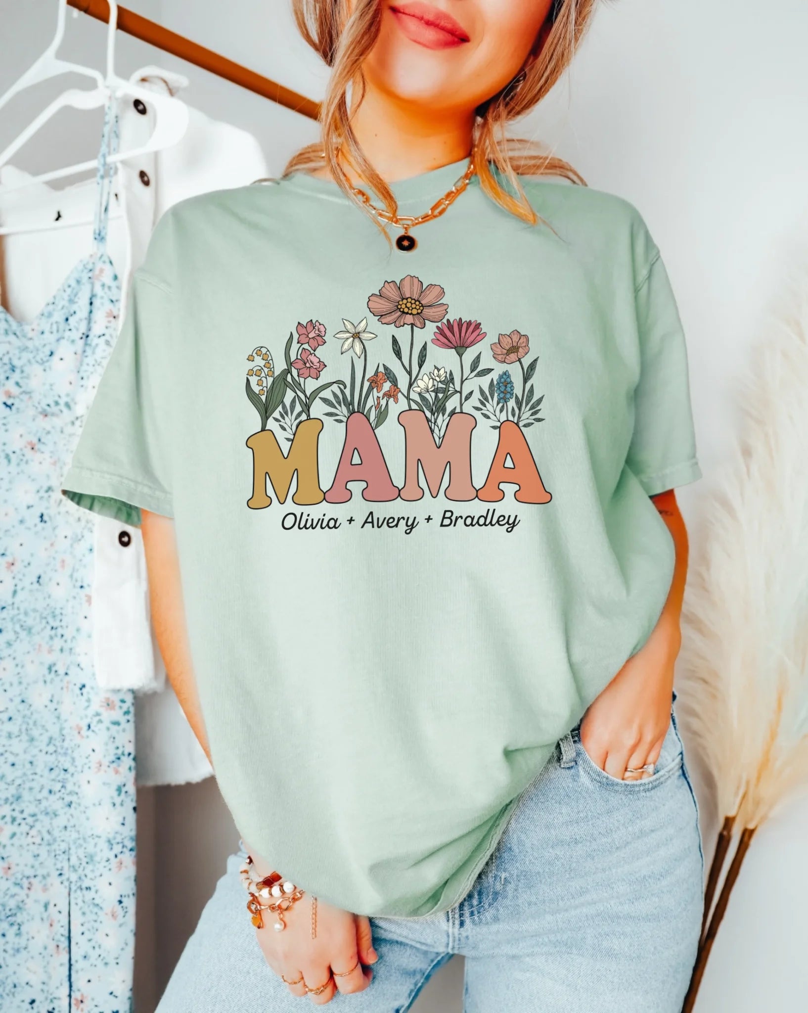 Blooming Mama - Gift for Mom - Personalized T-Shirt
