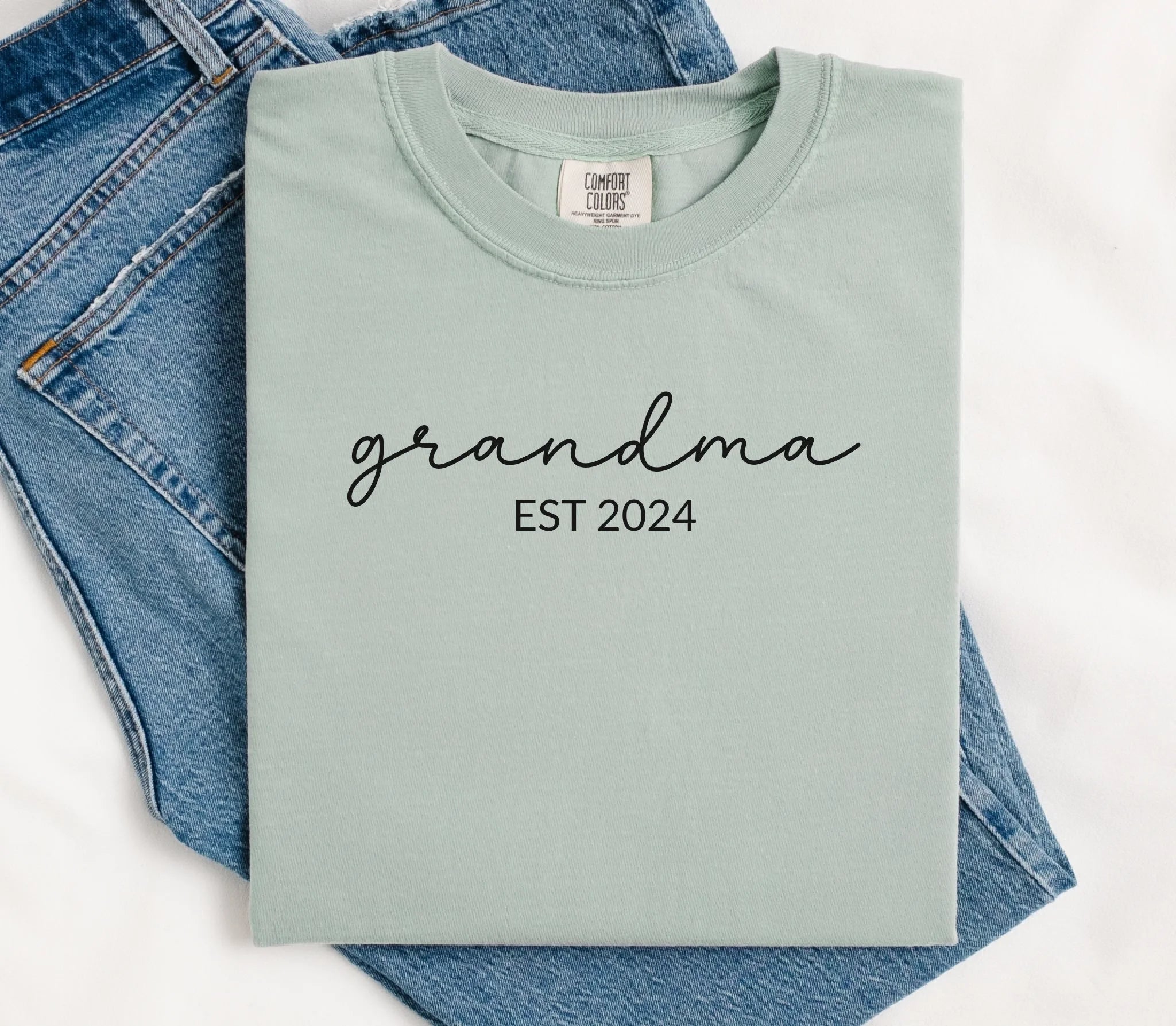 ParadiseMockups_ComfortColors_2727_Flatlay_Bay_BBG_2